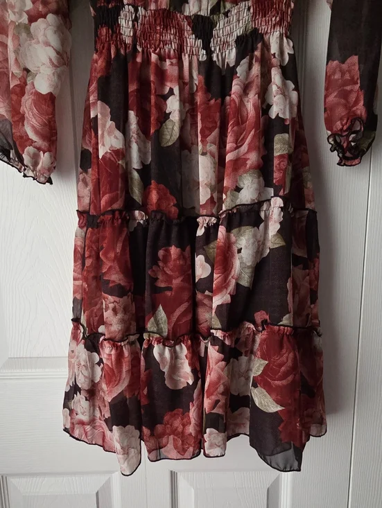 Kate And Lilly Off-Shoulder Floral Tiered Maxi Dress Size 12 - Picture 13 of 15